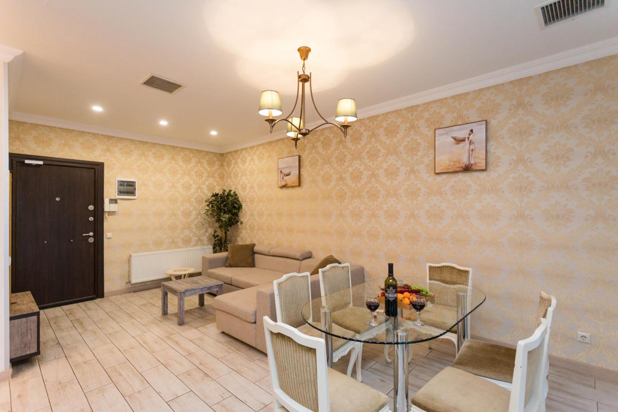 Apartment In The City Of Tbilisi Ngoại thất bức ảnh